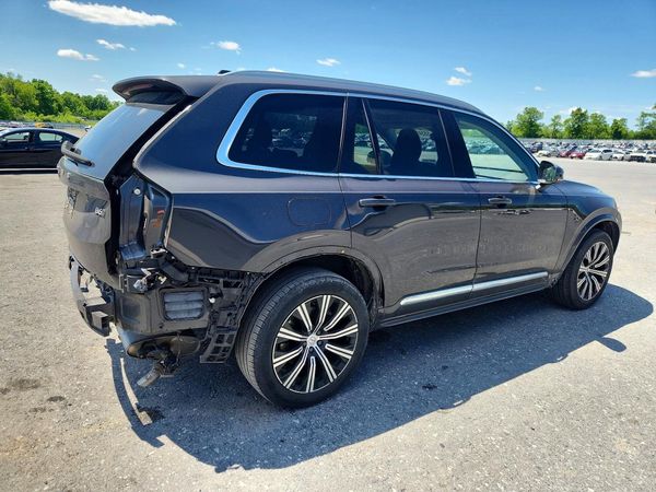 2024 VOLVO XC90
