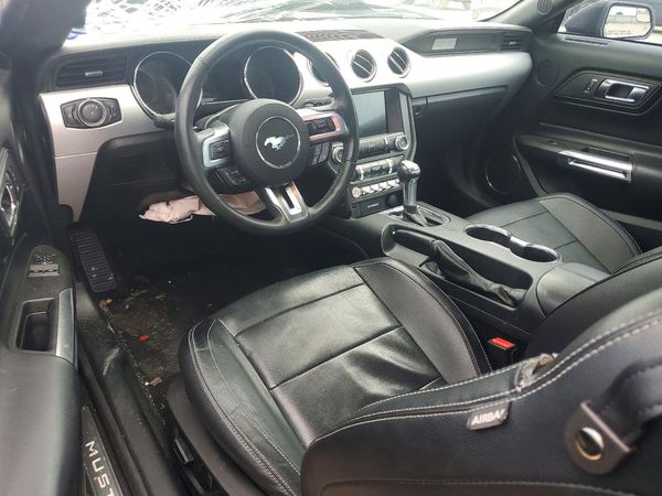2017 FORD MUSTANG I4 Coupe