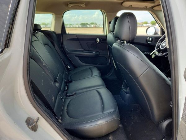 2019 MINI COOPER