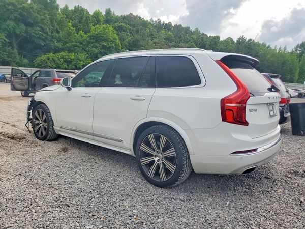 2020 VOLVO XC90
