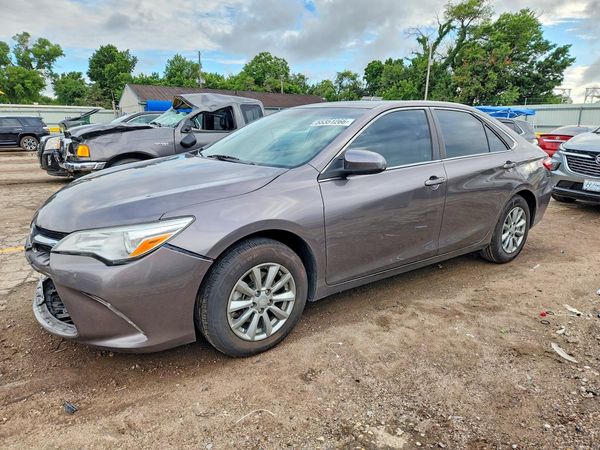 2015 TOYOTA CAMRY