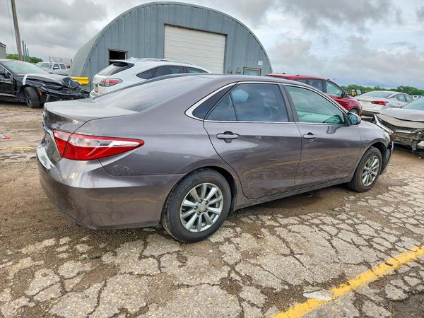 2015 TOYOTA CAMRY