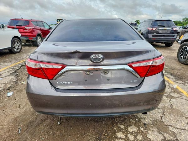 2015 TOYOTA CAMRY