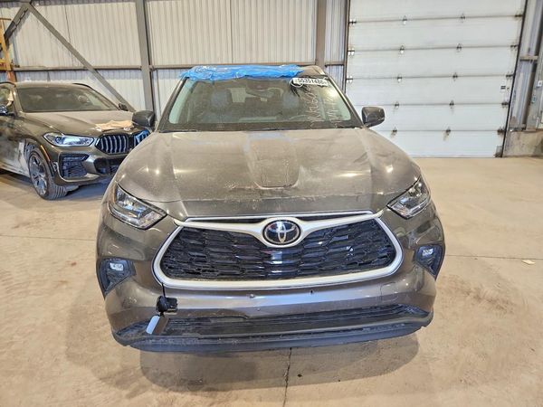 2021 TOYOTA HIGHLANDER