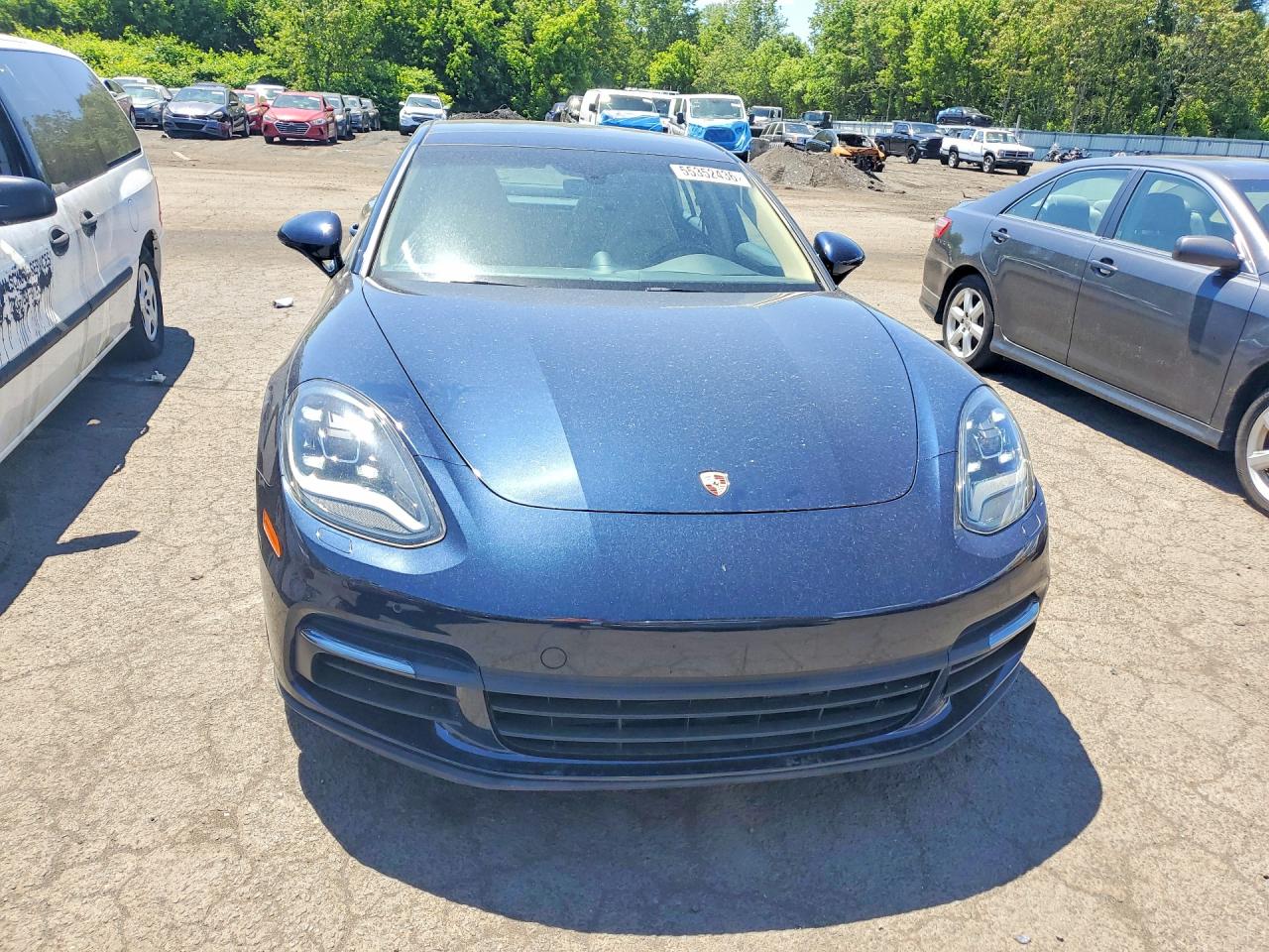 2018 PORSCHE PANAMERA Base / 4