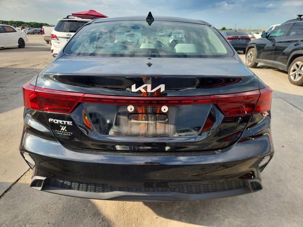 2022 KIA FORTE FE, LXS