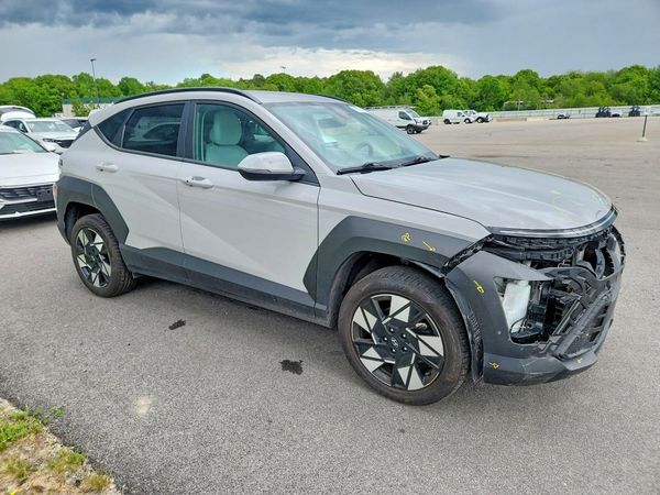 2024 HYUNDAI KONA SE