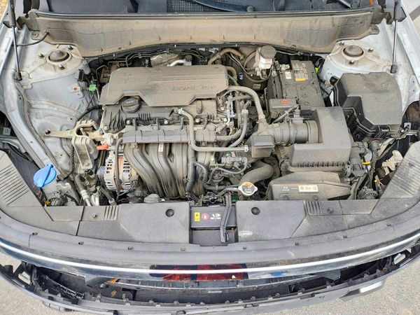 2024 HYUNDAI KONA SE