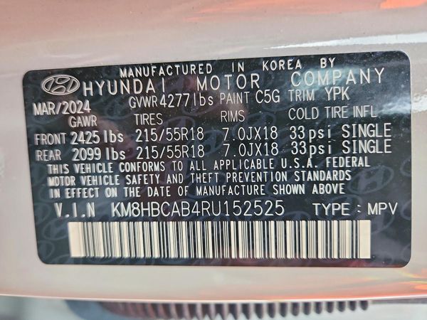 2024 HYUNDAI KONA SE