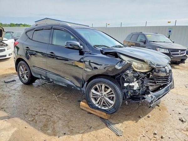 2015 HYUNDAI TUCSON GLS (Middle)