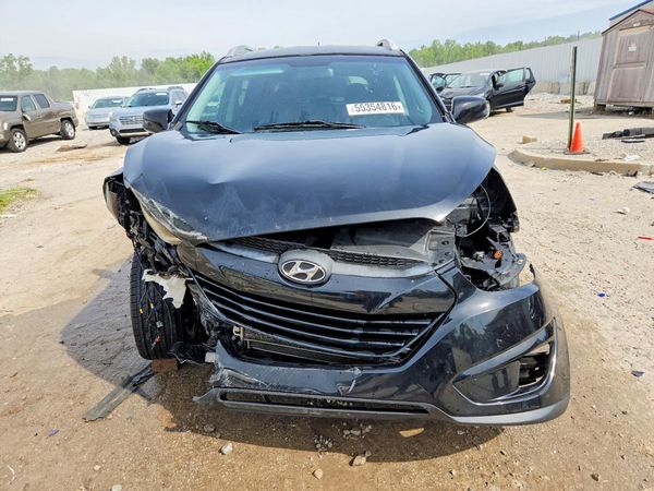 2015 HYUNDAI TUCSON GLS (Middle)