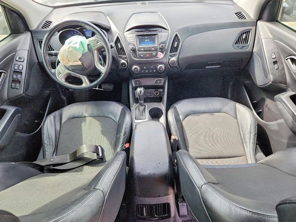2015 HYUNDAI TUCSON GLS (Middle)
