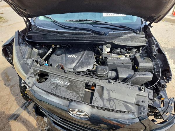 2015 HYUNDAI TUCSON GLS (Middle)