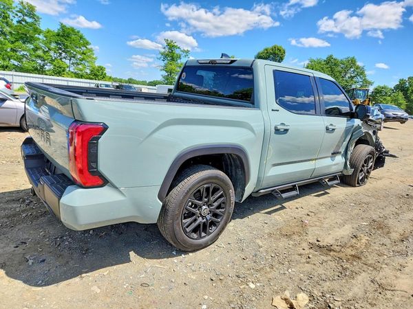 2024 TOYOTA TUNDRA Others