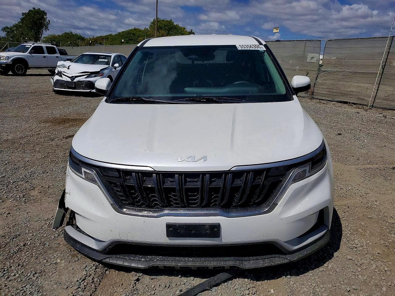 2024 KIA CARNIVAL LX, LX Seat Package