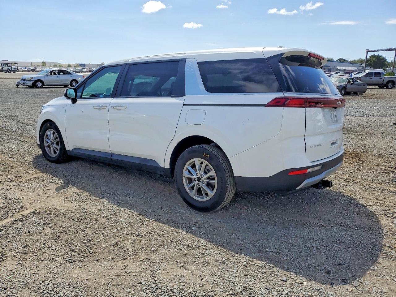 2024 KIA CARNIVAL LX, LX Seat Package