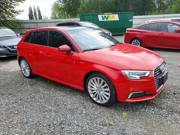 2017 AUDI A3 e-tron Premium