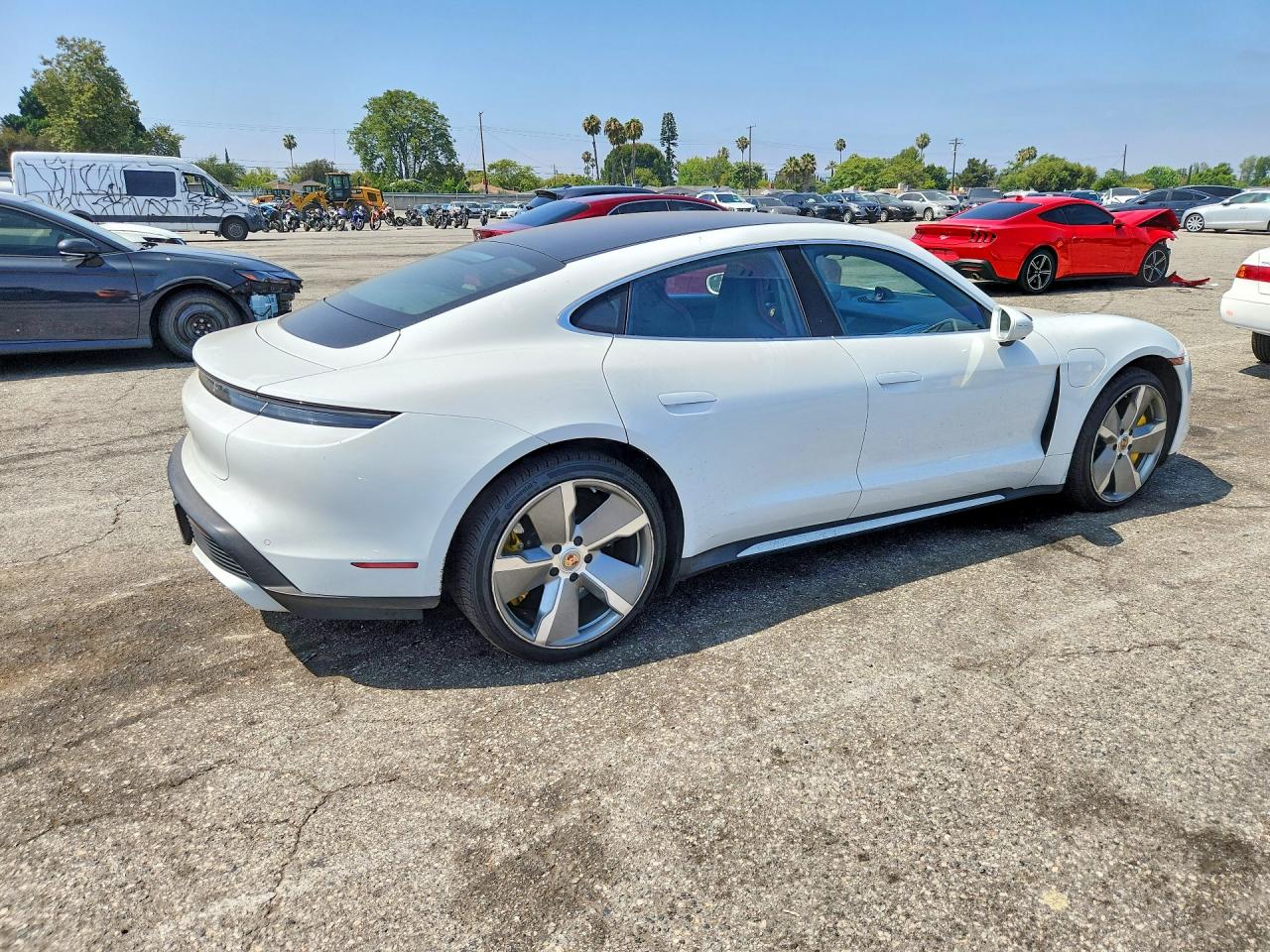 2021 PORSCHE TAYCAN