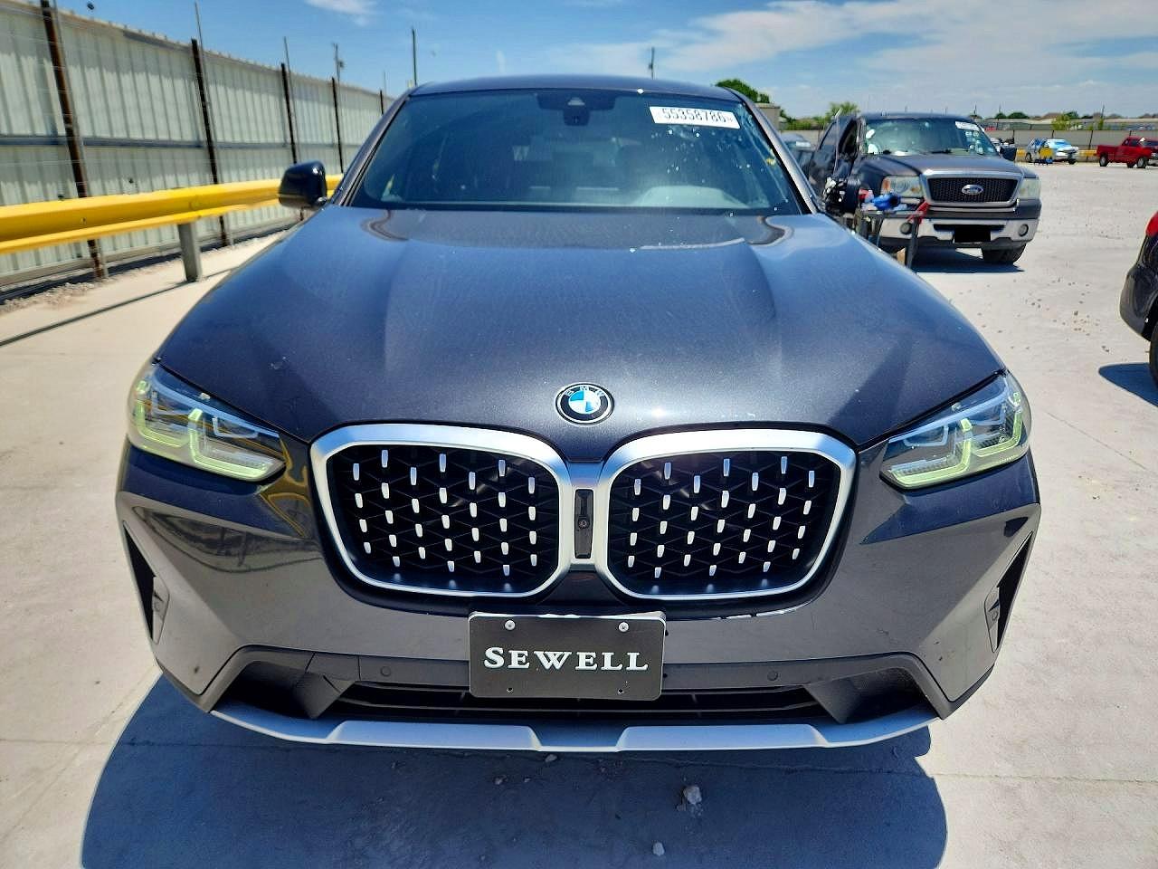 2024 BMW X4 xDrive30i
