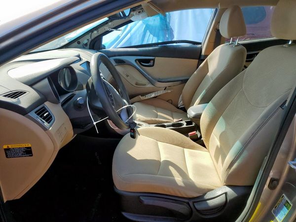 2013 HYUNDAI ELANTRA