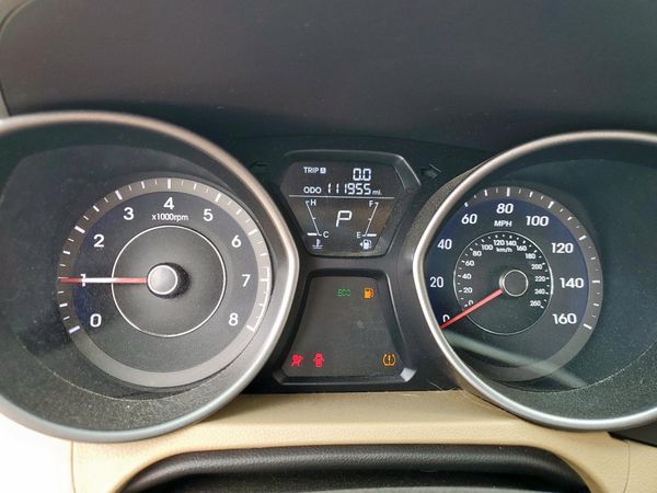 2013 HYUNDAI ELANTRA