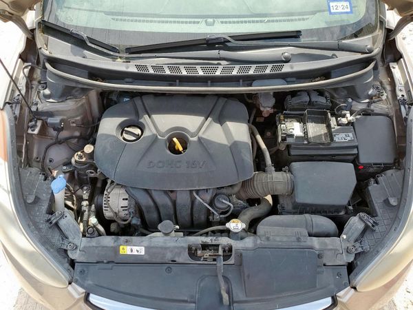 2013 HYUNDAI ELANTRA