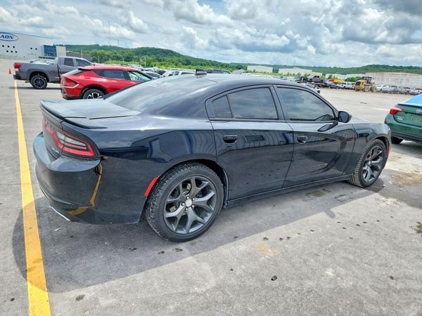 2015 DODGE CHARGER SXT