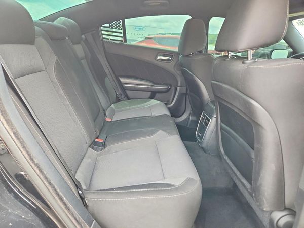 2015 DODGE CHARGER SXT
