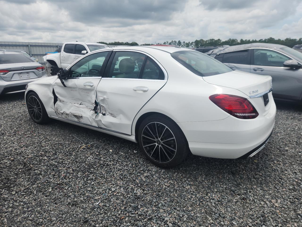 2021 MERCEDES-BENZ C C300