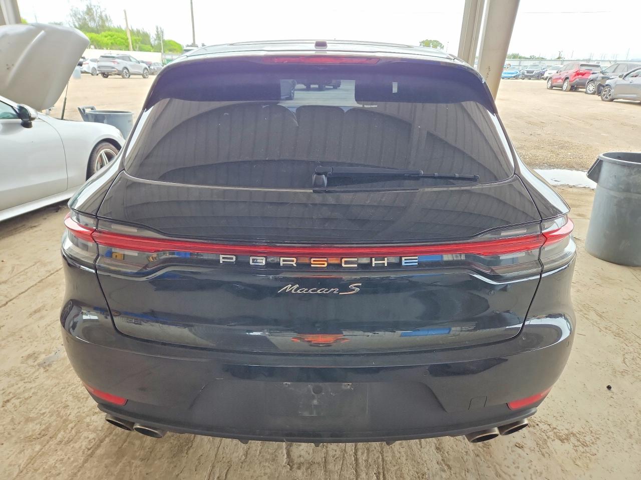 2020 PORSCHE MACAN S