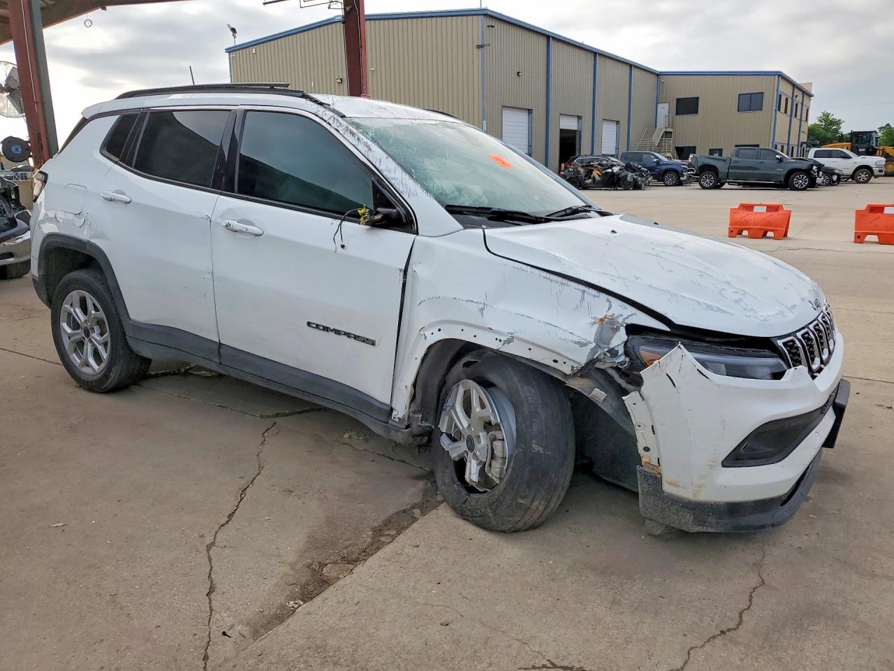 2025 JEEP COMPASS North, Latitude