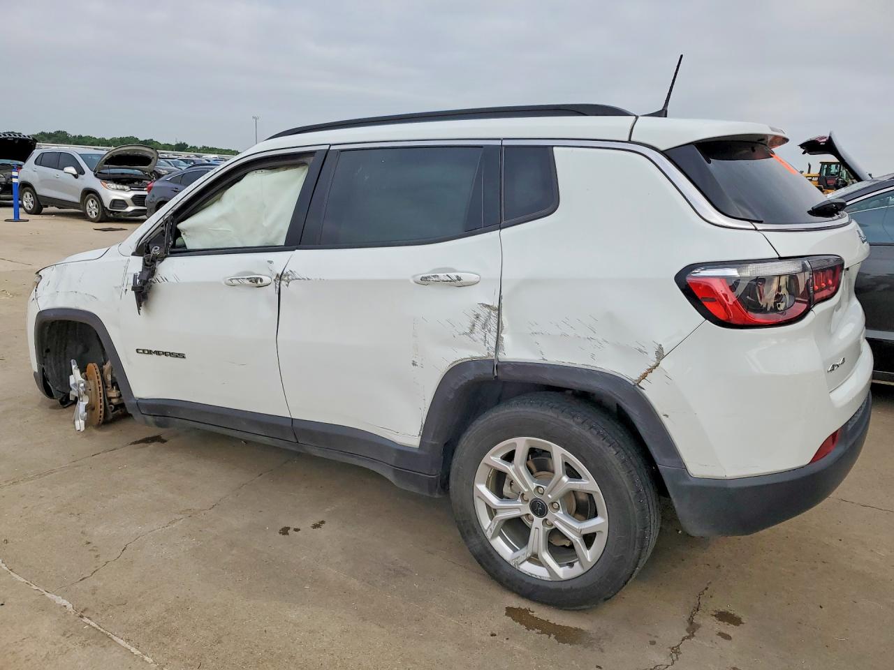 2025 JEEP COMPASS North, Latitude
