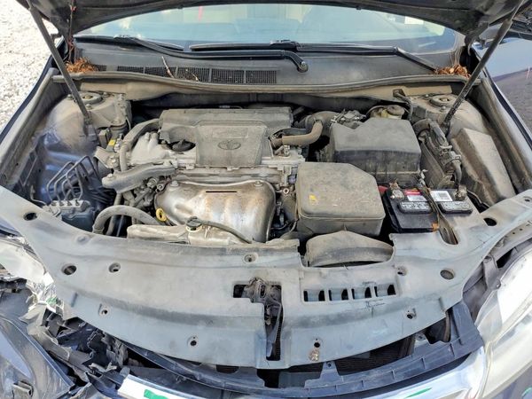 2015 TOYOTA CAMRY