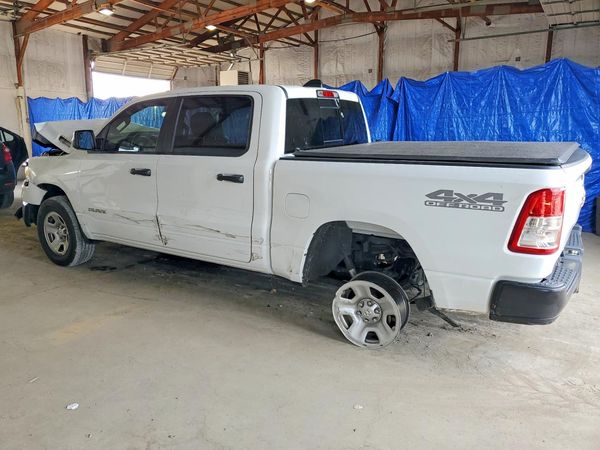 2022 RAM 1500 TRADESMAN CREW CAB 4X4