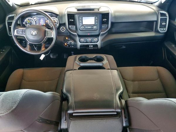 2022 RAM 1500 TRADESMAN CREW CAB 4X4