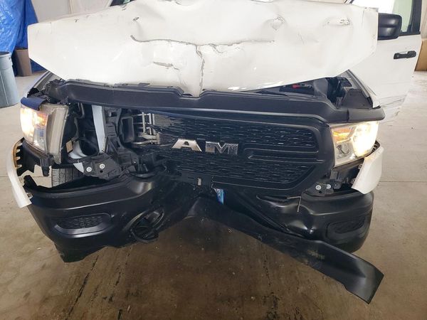 2022 RAM 1500 TRADESMAN CREW CAB 4X4