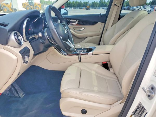 2022 MERCEDES-BENZ GLC GLC300