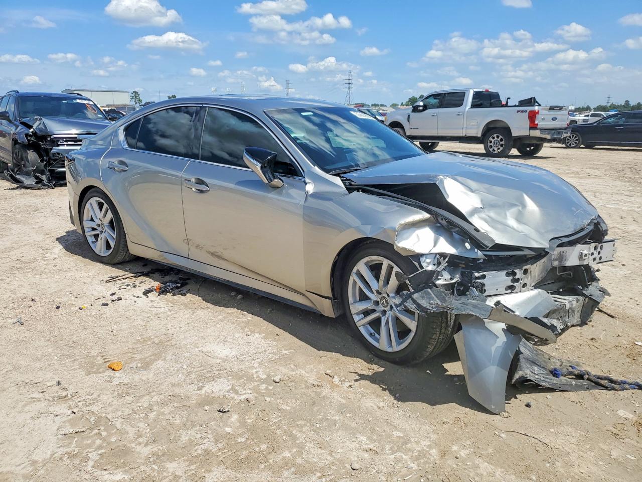 2021 LEXUS IS 300 Comfort