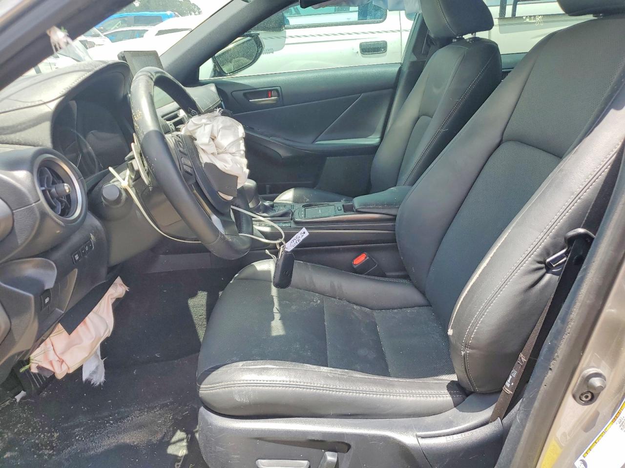 2021 LEXUS IS 300 Comfort