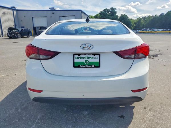 2016 HYUNDAI ELANTRA