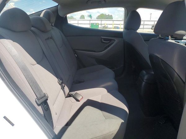 2016 HYUNDAI ELANTRA