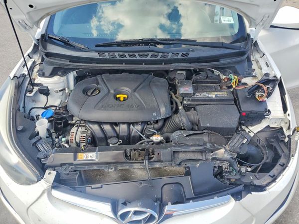 2016 HYUNDAI ELANTRA
