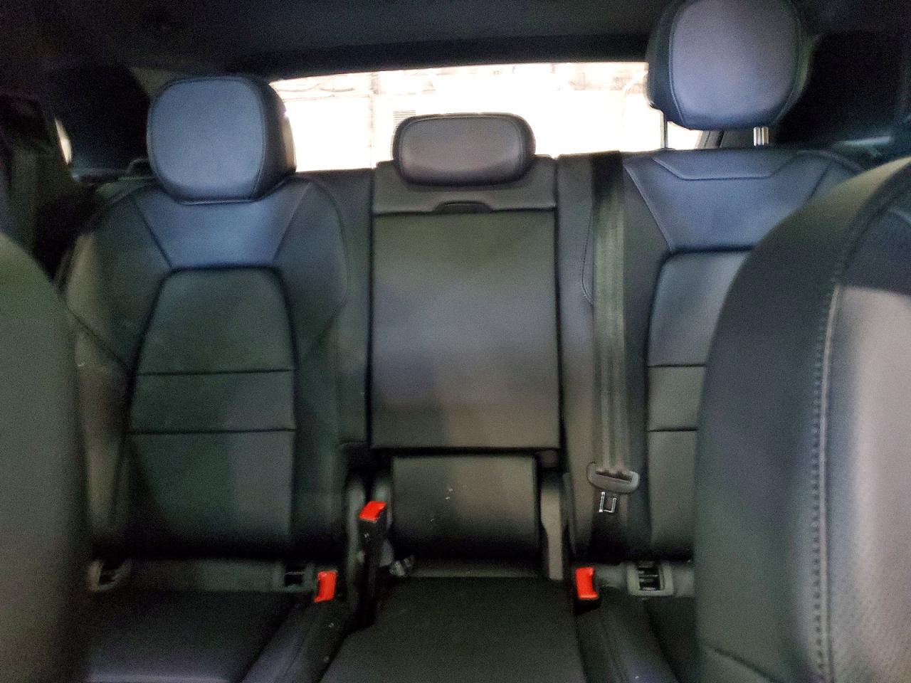 2026 PORSCHE CAYENNE