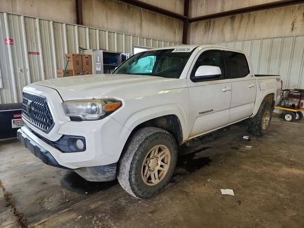 2016 TOYOTA TACOMA
