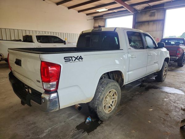 2016 TOYOTA TACOMA