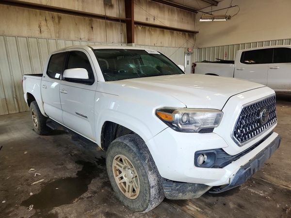 2016 TOYOTA TACOMA
