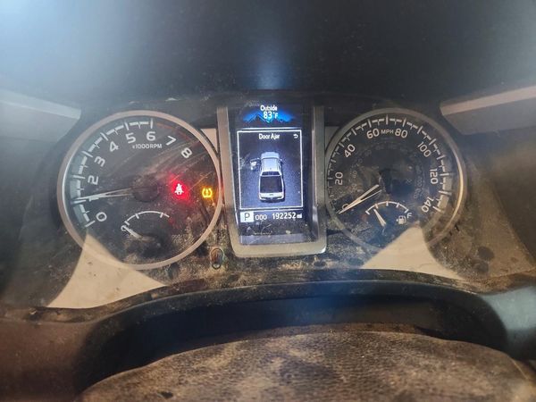 2016 TOYOTA TACOMA