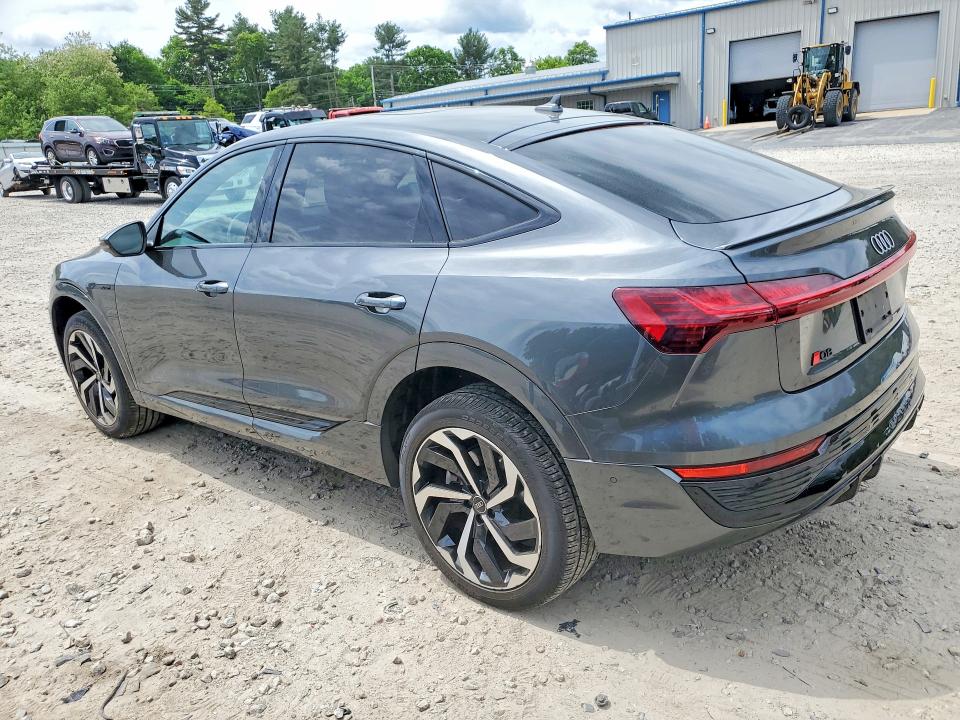 2024 AUDI Q8 E-TRON quattro Preminum Plus