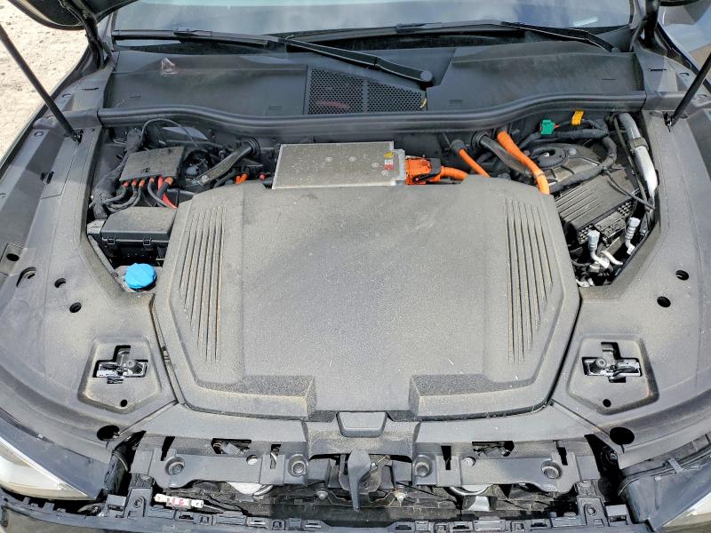 2024 AUDI Q8 E-TRON quattro Preminum Plus