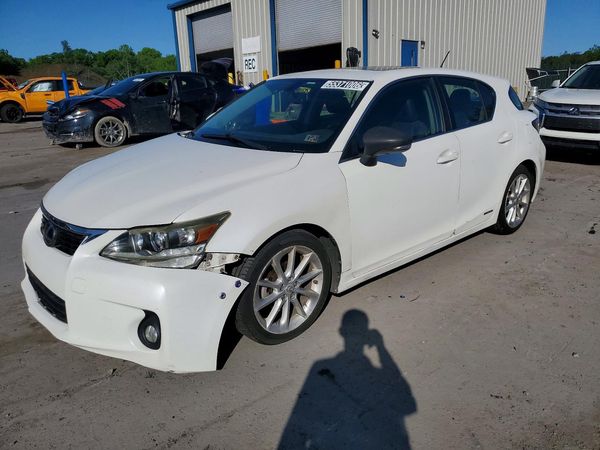 2013 LEXUS CT 200h